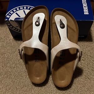 Birkenstock Gizeh Graceful Pearl White size 7